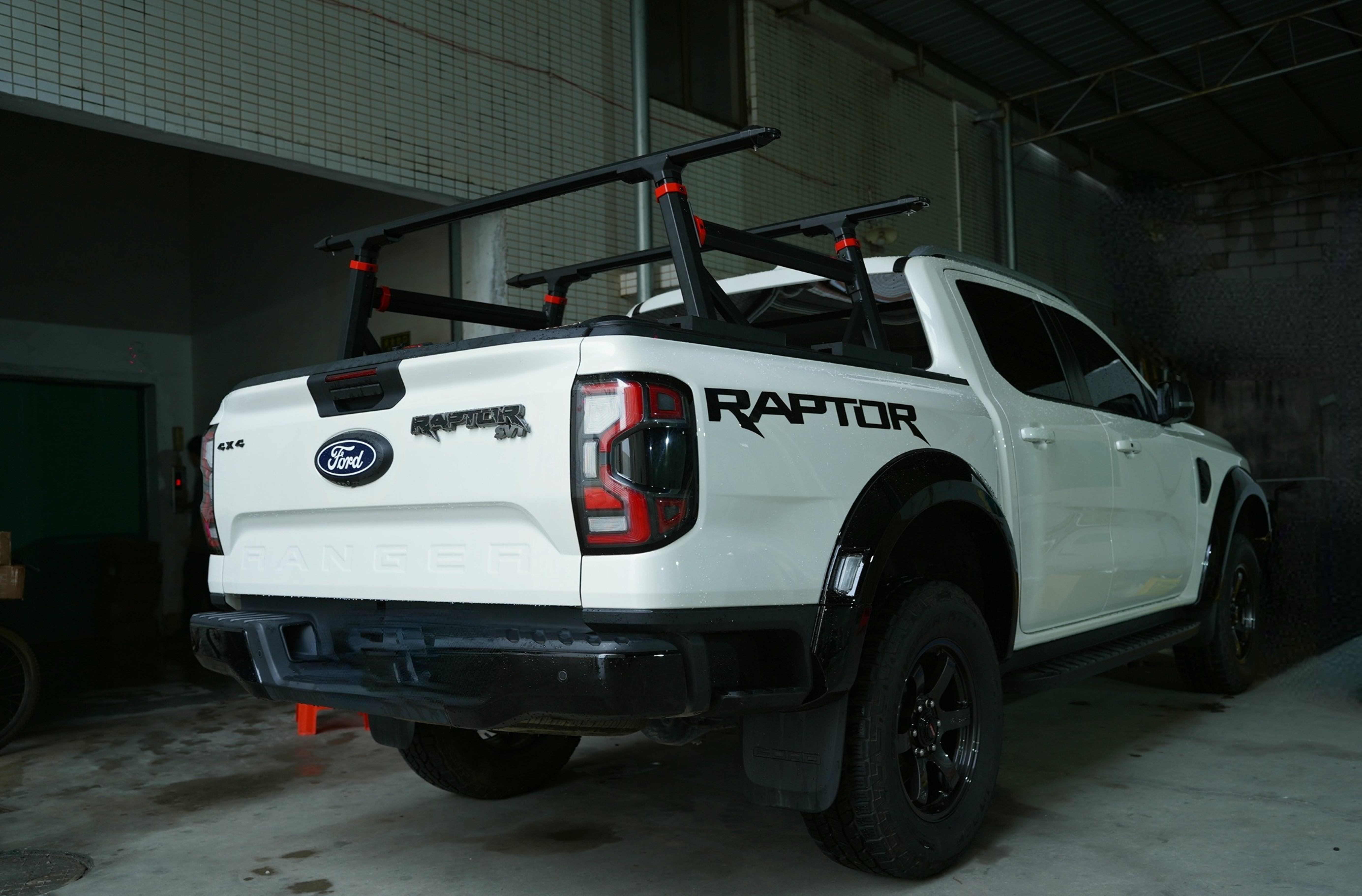 Pickup gantry
